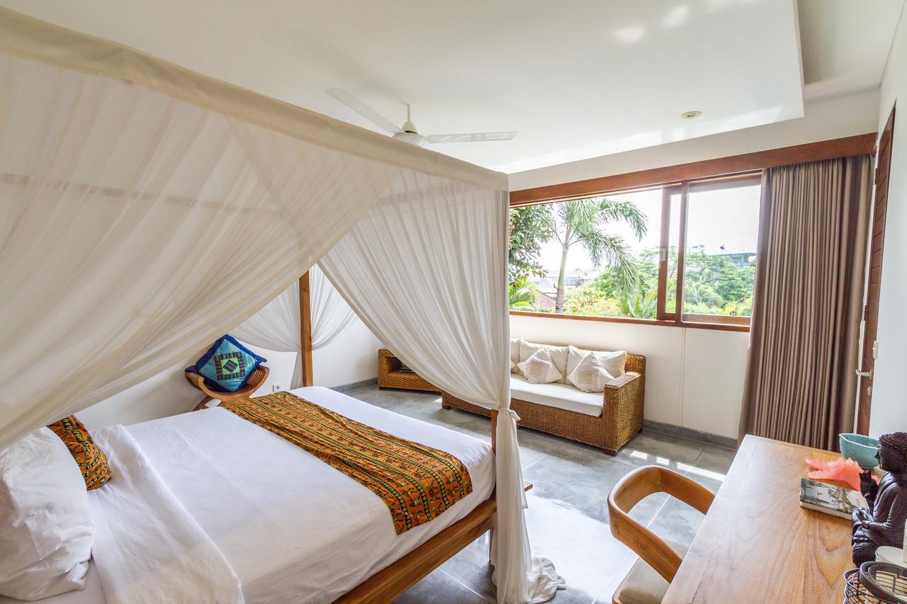 Villa Pierrot Seminyak Exterior foto