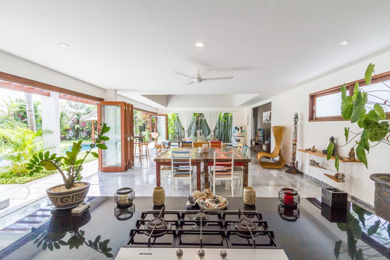 Villa Pierrot Seminyak Exterior foto